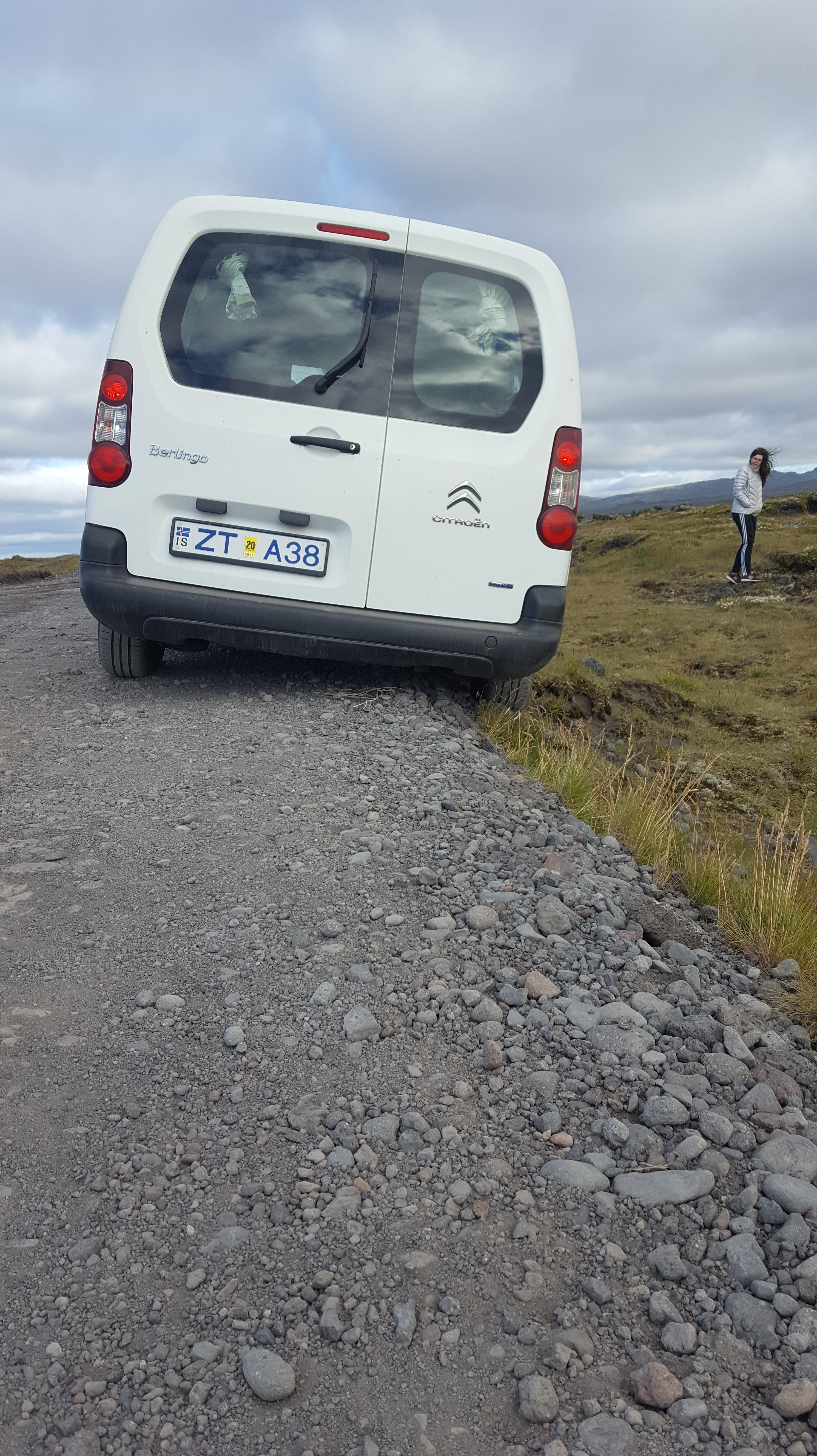 van_off_road.jpg